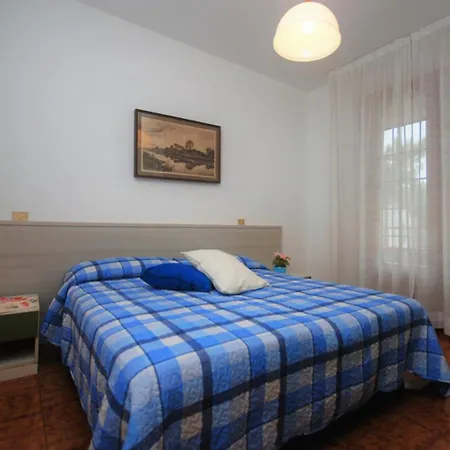 Apartment Villarosa *